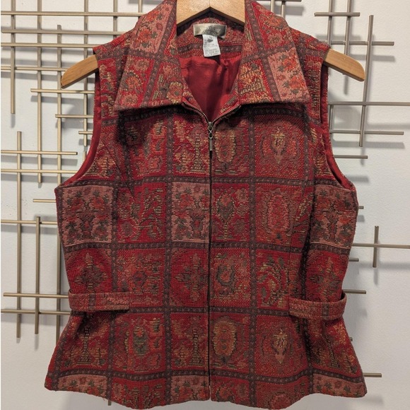 The Territory Ahead Jackets & Blazers - Vtg The Territory Ahead Vest Red Tapestry Woven Zip Front Sz 10 Boho Eclectic